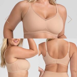 Crossover bra in sand